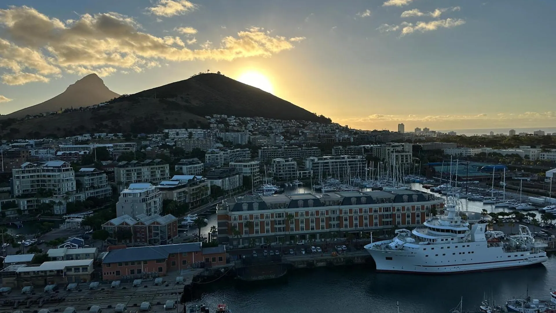 アパート V&A Waterfront Cape Town Luxury 3 Bedroom With 1000 Views