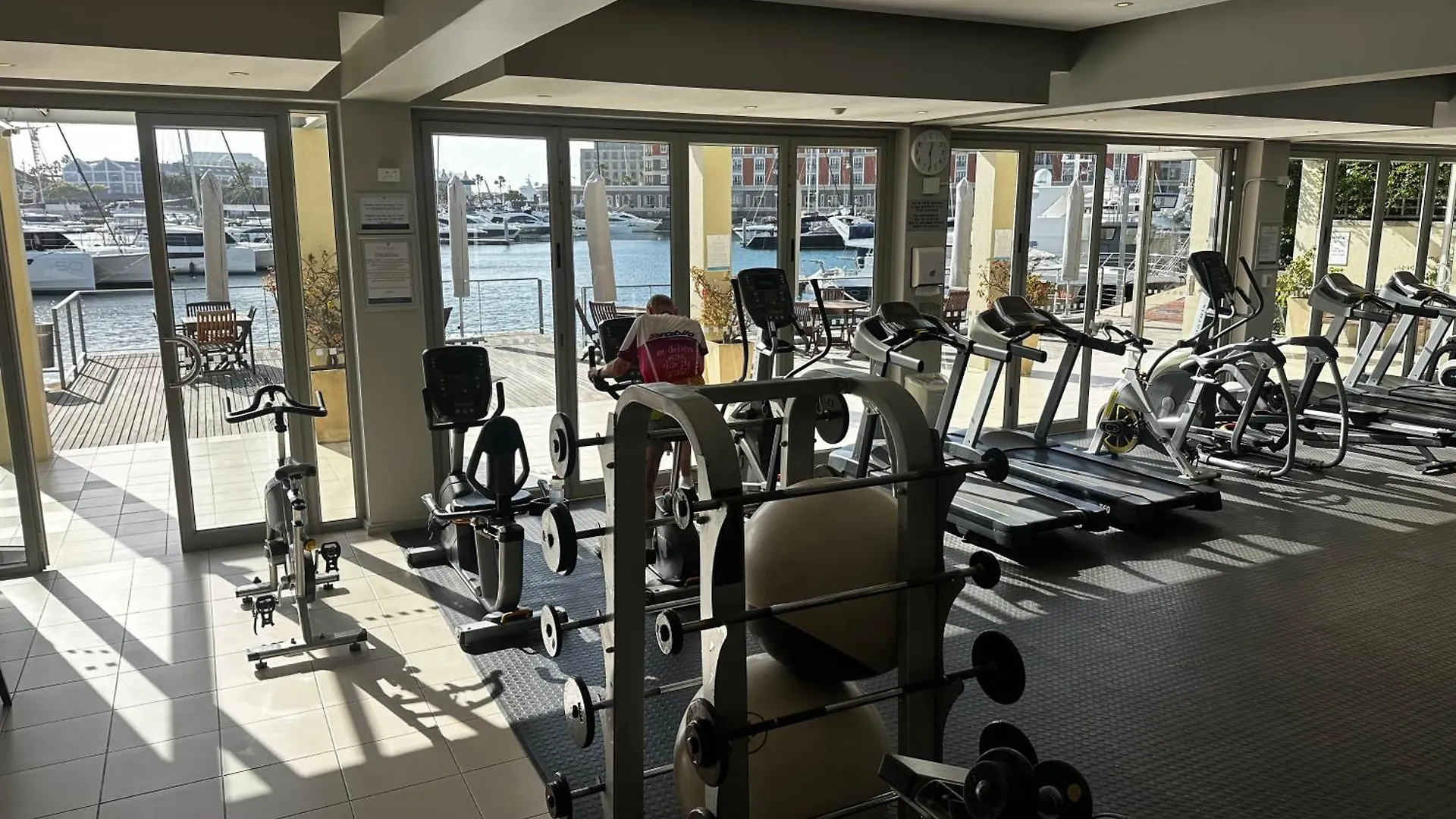V&A Waterfront Cape Town Luxury 3 Bedroom With 1000 Views